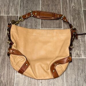 Vintage Coach Leather Shoulder Bag – Tan & Brown – 13” x 10”